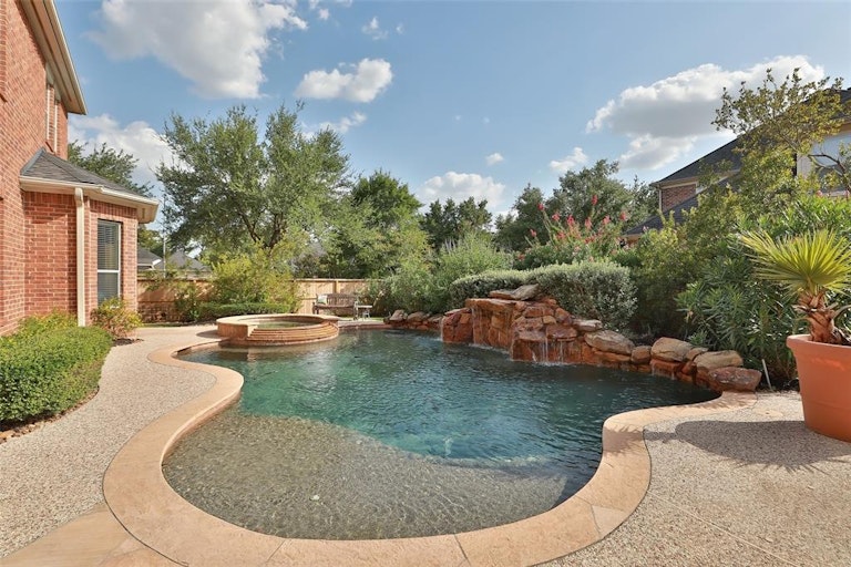 Photo 37 of 45 - 19827 Rose Dawn Ln, Spring, TX 77379