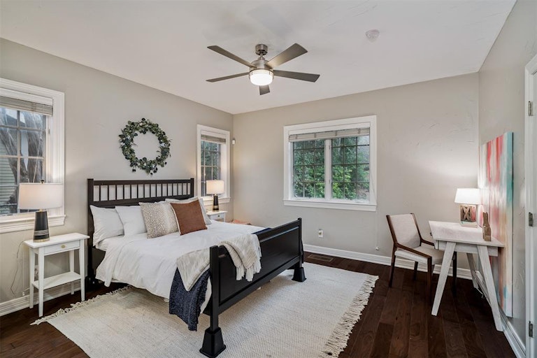 Photo 23 of 40 - 5204 Willis Ave, Dallas, TX 75206