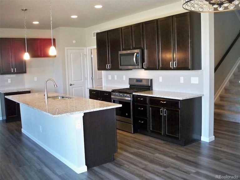 Photo 5 of 16 - 15731 Breeze Oak Ct, Parker, CO 80134