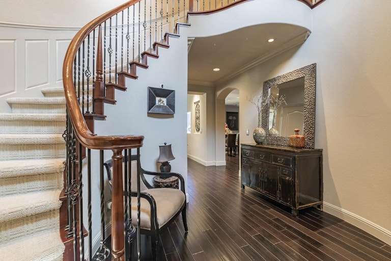 Photo 2 of 49 - 309 Fieldbrook Ct, Roseville, CA 95747