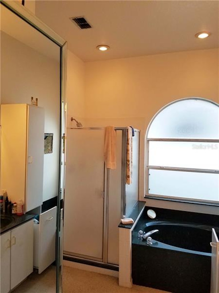 Photo 15 of 25 - 2705 Burwood Ave, Orlando, FL 32837