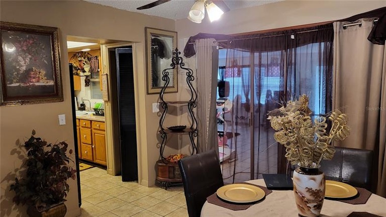 Photo 6 of 29 - 1101 Oakwood Ln, Ocoee, FL 34761