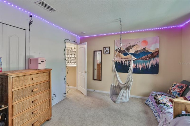Photo 32 of 52 - 2930 Downan Point Dr, Land O Lakes, FL 34638