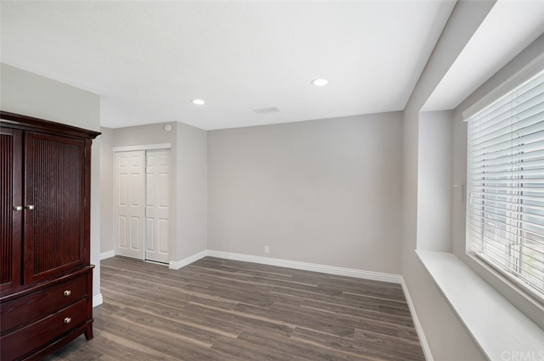 Photo 15 of 25 - 1914 S Marine St, Santa Ana, CA 92704