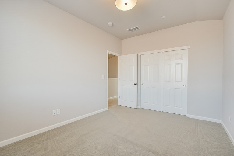 Photo 29 of 34 - 6025 Belfast Way, Roseville, CA 95747