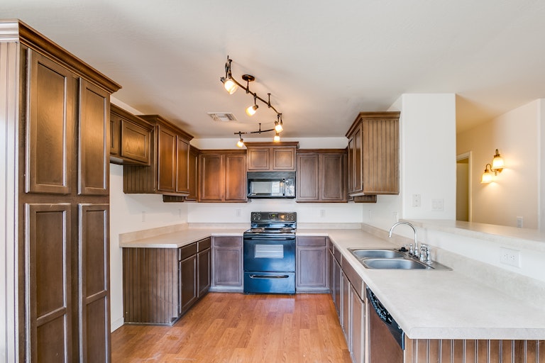Photo 2 of 29 - 24950 W Dove Trl, Buckeye, AZ 85326
