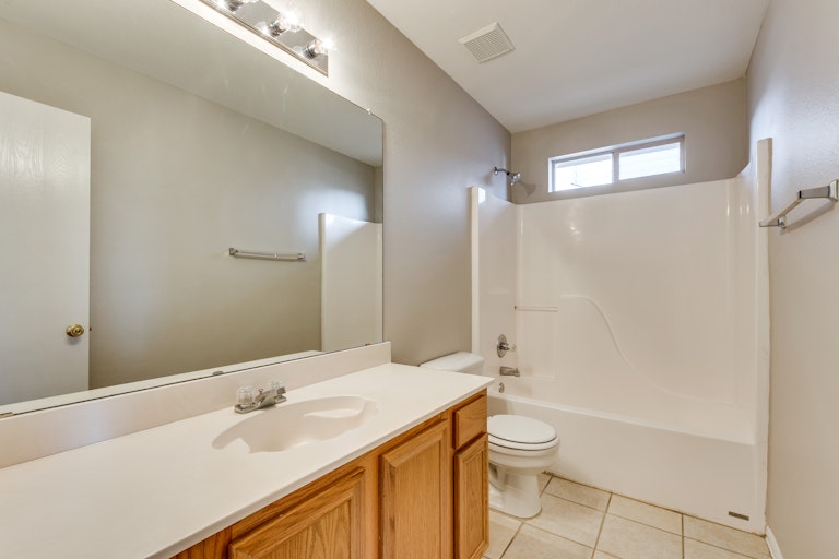 Photo 20 of 25 - 1409 Turtle Cove Dr, Little Elm, TX 75068