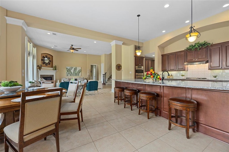 Photo 15 of 42 - 18707 San Saba Creek Cir, Cypress, TX 77433