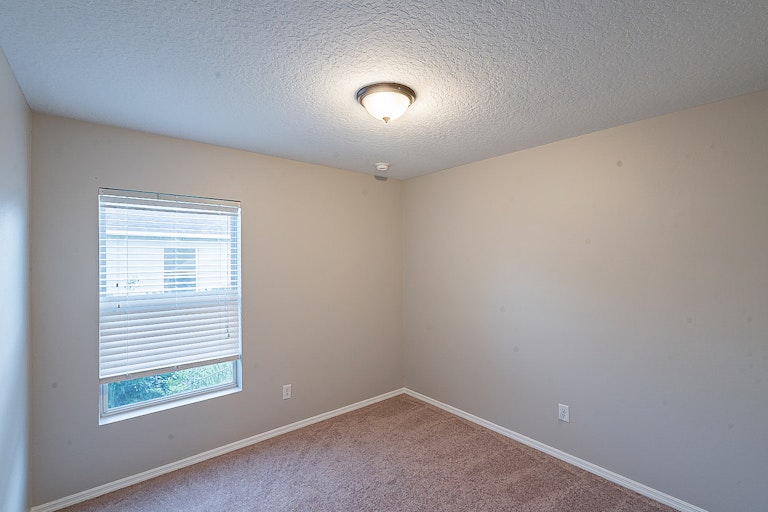 Photo 19 of 24 - 100 Mulberry Branch Ct, Daytona Beach, FL 32124