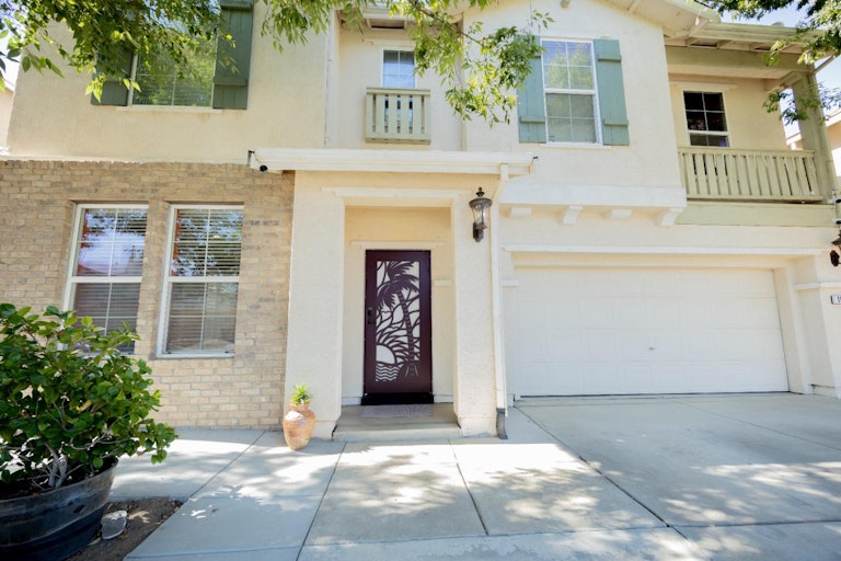 Photo 3 of 36 - 1002 Heritage Way, Yuba City, CA 95991