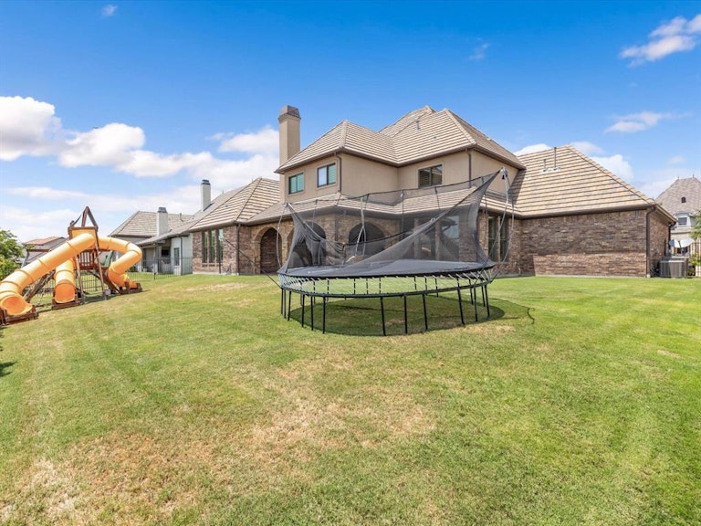 Photo 27 of 30 - 4636 Sidonia Ct, Fort Worth, TX 76126