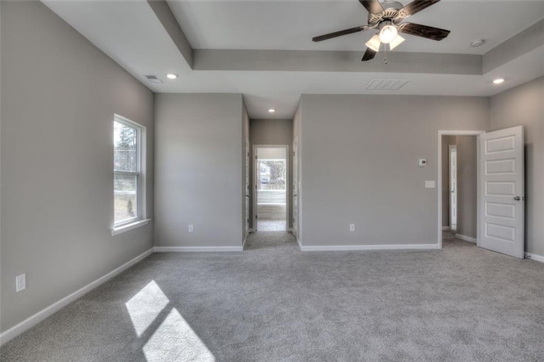 Photo 20 of 34 - 301 Melody Ln, Cartersville, GA 30121