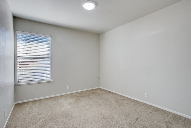 Photo 26 of 31 - 7441 Fireweed Cir, Citrus Heights, CA 95610