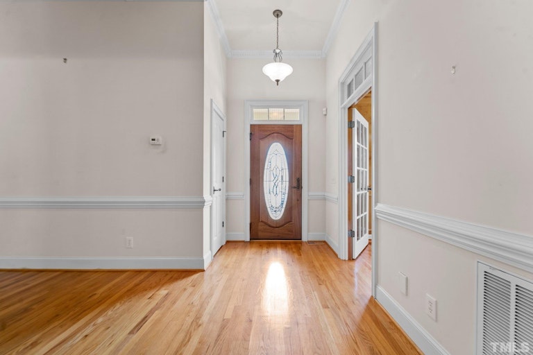 Photo 6 of 30 - 631 E Lakota Dr, Fuquay Varina, NC 27526