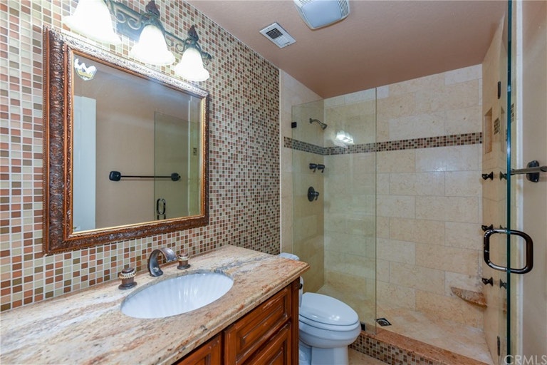 Photo 32 of 46 - 184 Cannon Rd, Riverside, CA 92506