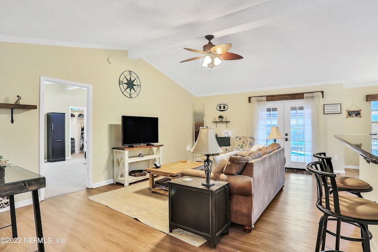 Photo 9 of 36 - 1444 Starboard Ct, Fleming Island, FL 32003