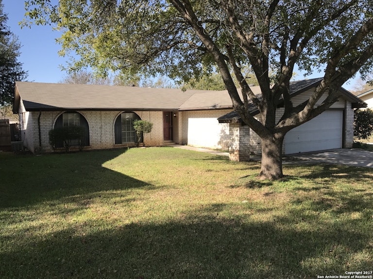 Photo 1 of 17 - 14227 Ridge Meadow Dr, San Antonio, TX 78233