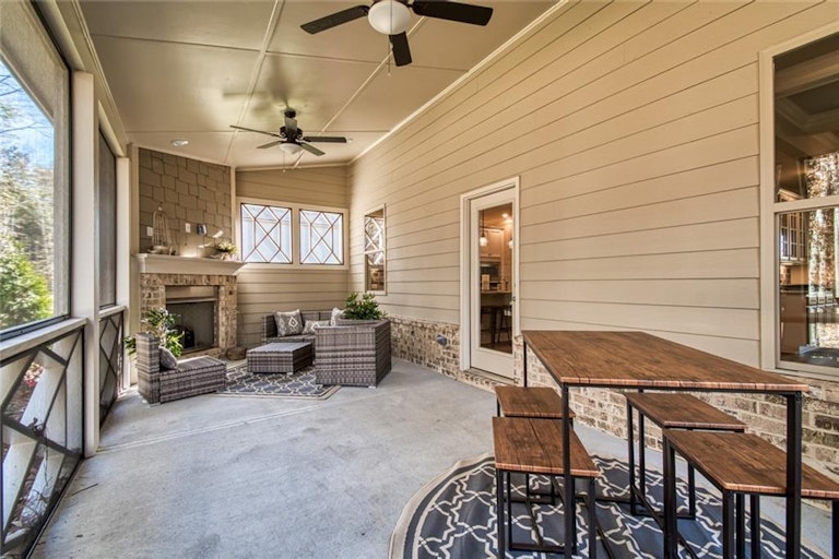 Photo 22 of 32 - 14 Henson Farm Dr, Loganville, GA 30052