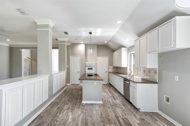 Photo 22 of 29 - 2821 Elmridge Dr, Flower Mound, TX 75022
