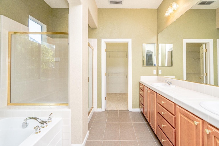 Photo 8 of 19 - 1644 Albatross Way, Rocklin, CA 95765