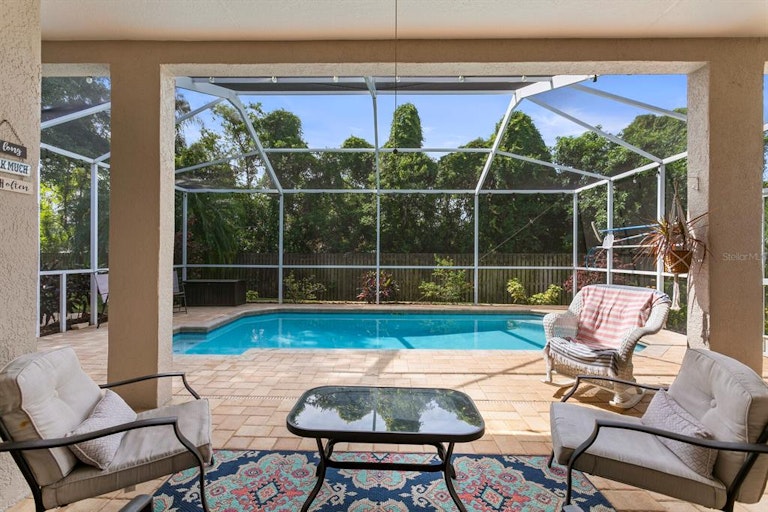 Photo 45 of 68 - 19139 Cherry Rose Cir, Lutz, FL 33558