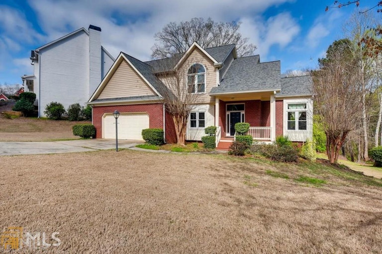 Photo 2 of 6 - 2904 Volland Grove Trl, Lawrenceville, GA 30043