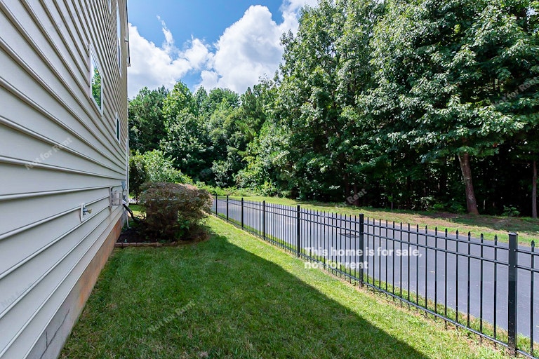 Photo 25 of 25 - 1024 Ileagnes Rd, Raleigh, NC 27603