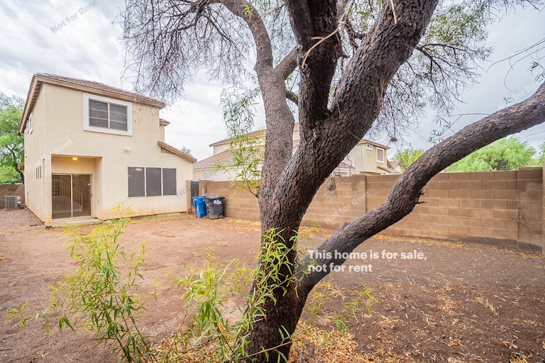 Photo 24 of 29 - 1470 S Red Rock Ct Unit A, Gilbert, AZ 85296