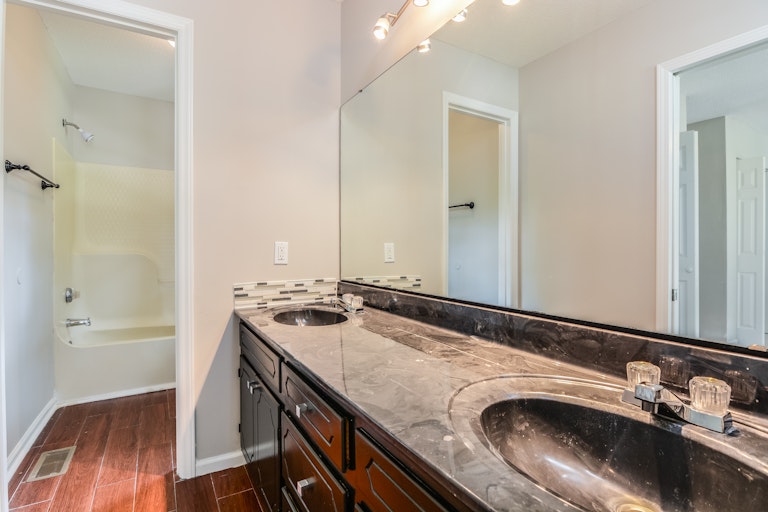 Photo 9 of 11 - 4221 Timberbrook Dr, Raleigh, NC 27616