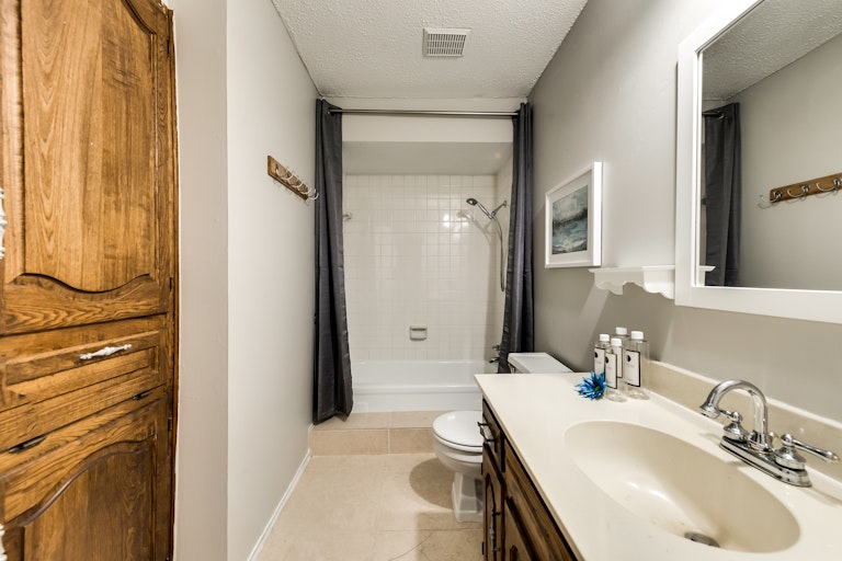 Photo 20 of 26 - 2805 Teakwood Ln, Plano, TX 75075
