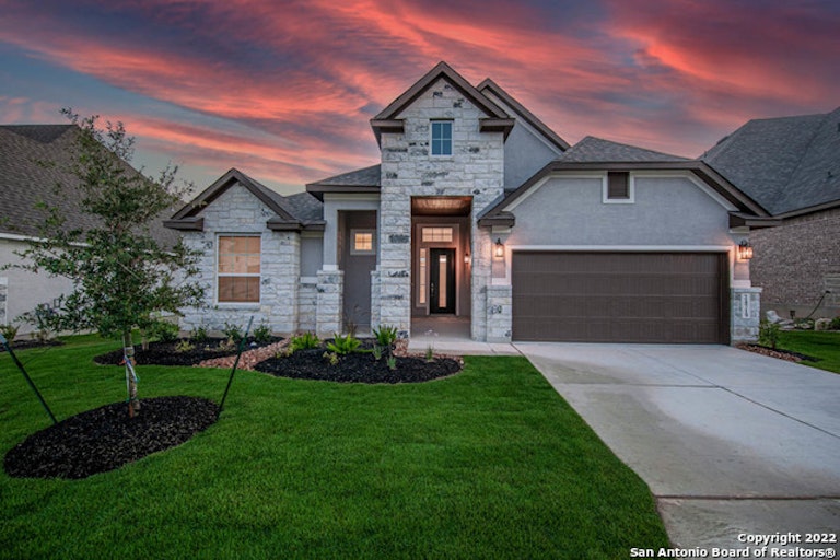 Photo 1 of 36 - 105 Vamanos, Boerne, TX 78006