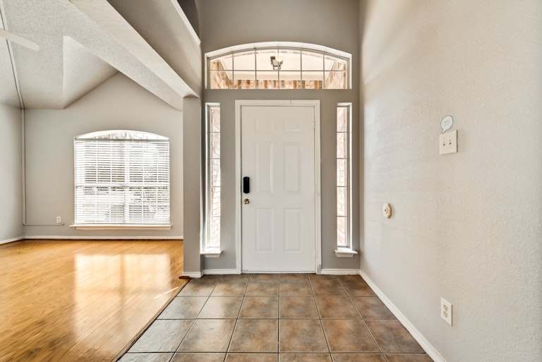 Photo 14 of 28 - 2705 Granite Ave, Sachse, TX 75048