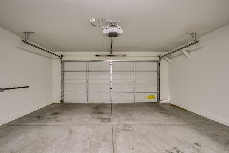 Photo 24 of 27 - 3326 W Fraktur Rd, Phoenix, AZ 85041