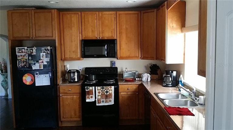 Photo 10 of 19 - 2608 W Columbus Dr, Tampa, FL 33607