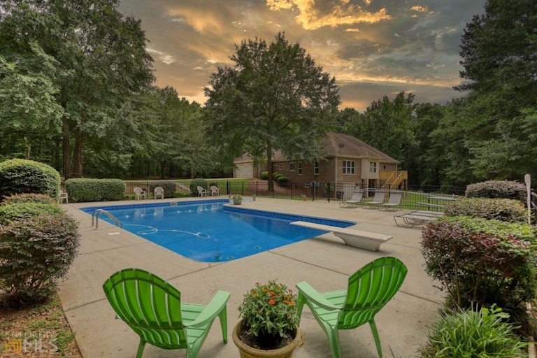 Photo 11 of 50 - 235 Newton Ridge Dr, Covington, GA 30014