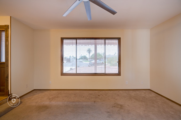 Photo 13 of 31 - 3407 W Evans Dr, Phoenix, AZ 85053