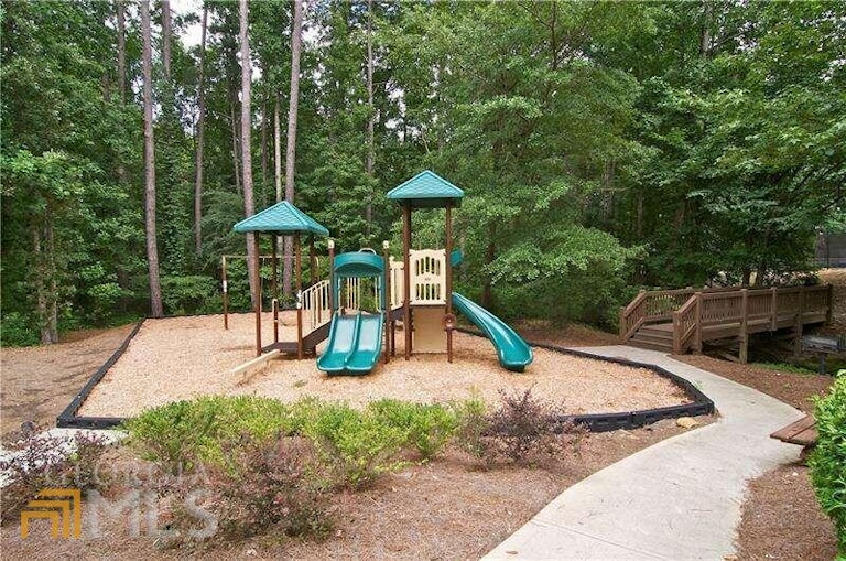 Photo 77 of 78 - 945 Whitehawk Trl, Lawrenceville, GA 30043