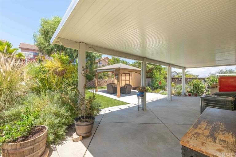 Photo 22 of 42 - 33161 Leeward Way, Lake Elsinore, CA 92530