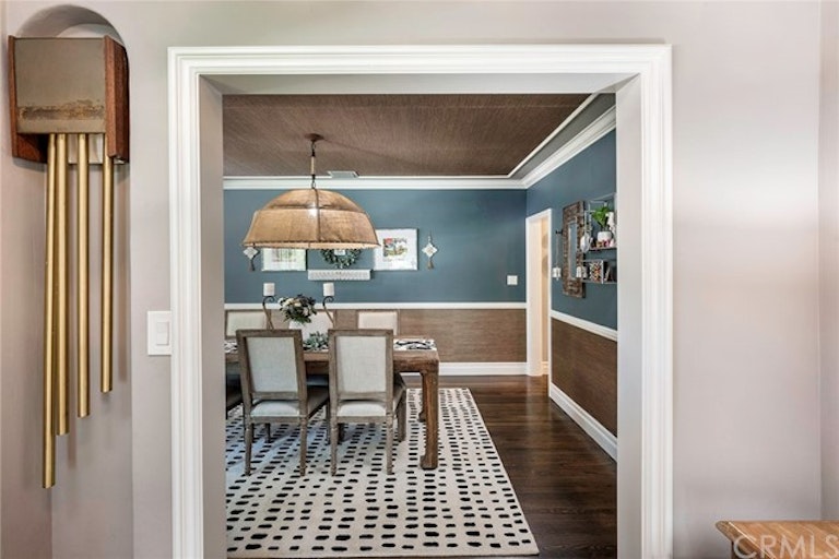 Photo 15 of 35 - 2310 N Heliotrope Dr, Santa Ana, CA 92706