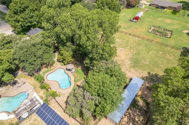Photo 3 of 36 - 1225 Trail Ridge Dr, Keller, TX 76248