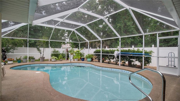 Photo 24 of 37 - 86 Wood Haven Dr, Palm Coast, FL 32164