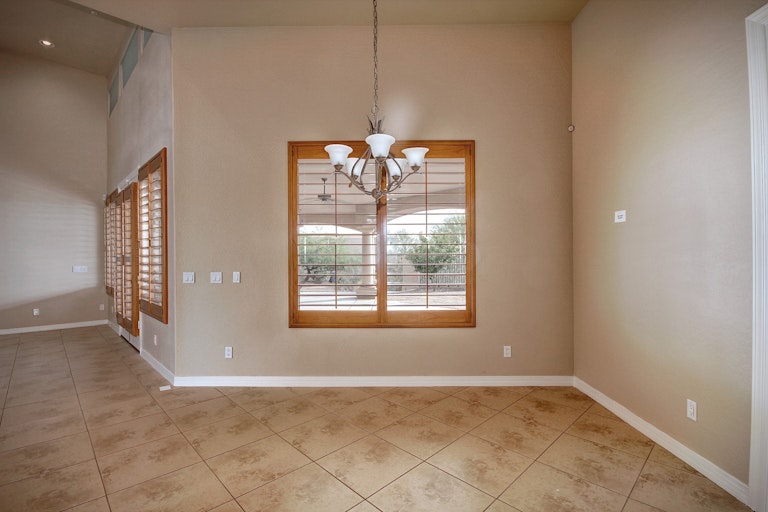 Photo 12 of 33 - 18669 W Porter Dr, Goodyear, AZ 85338