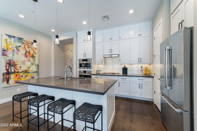 Photo 6 of 39 - 3200 N 39th St #14, Phoenix, AZ 85018