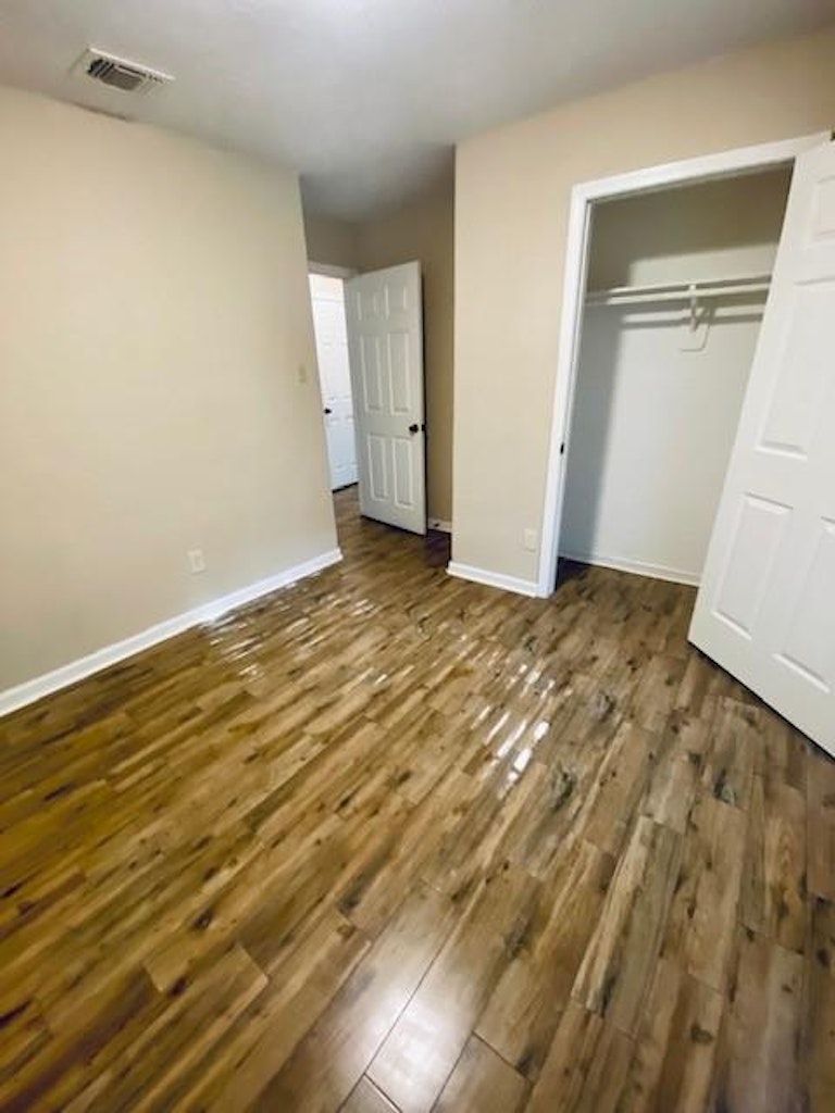 Photo 26 of 36 - 6126 Nancet Dr, Houston, TX 77041