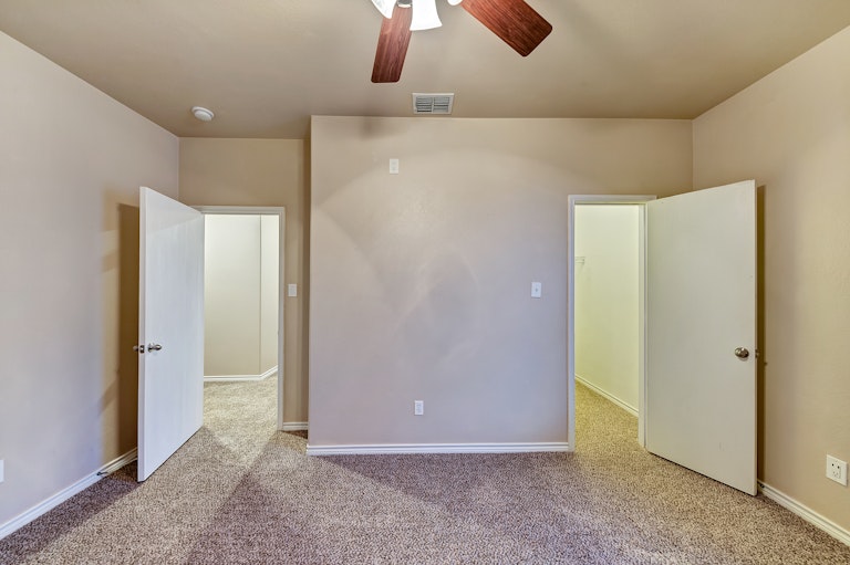 Photo 23 of 29 - 1409 Dun Horse Dr, Haslet, TX 76052