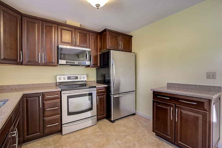 Photo 20 of 30 - 7863 Deer Creek Dr, Sacramento, CA 95823