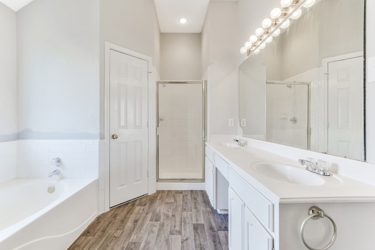 Photo 20 of 25 - 7428 Amber Dr, Watauga, TX 76148