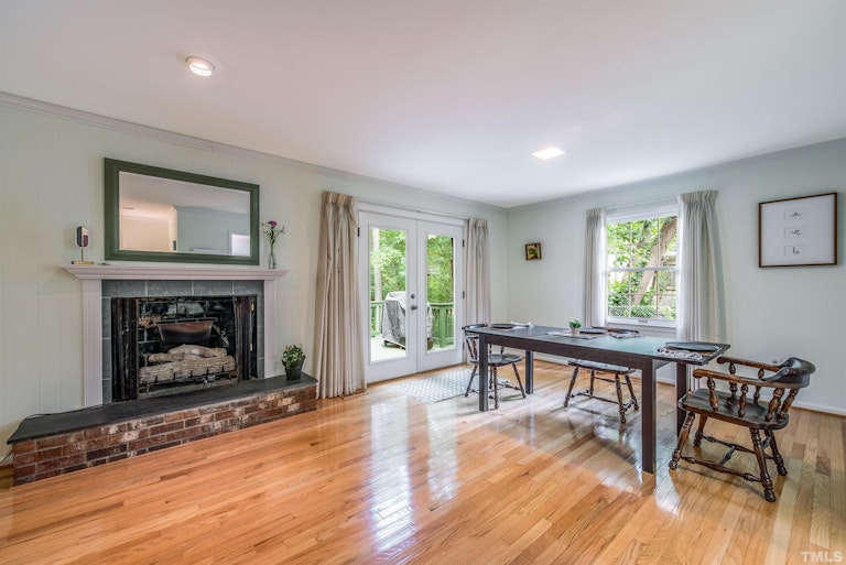 Photo 13 of 30 - 2640 University Dr, Durham, NC 27707
