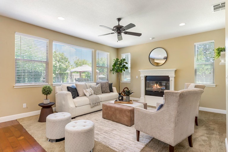 Photo 11 of 80 - 216 Soaring Hawk Pl, Lincoln, CA 95648
