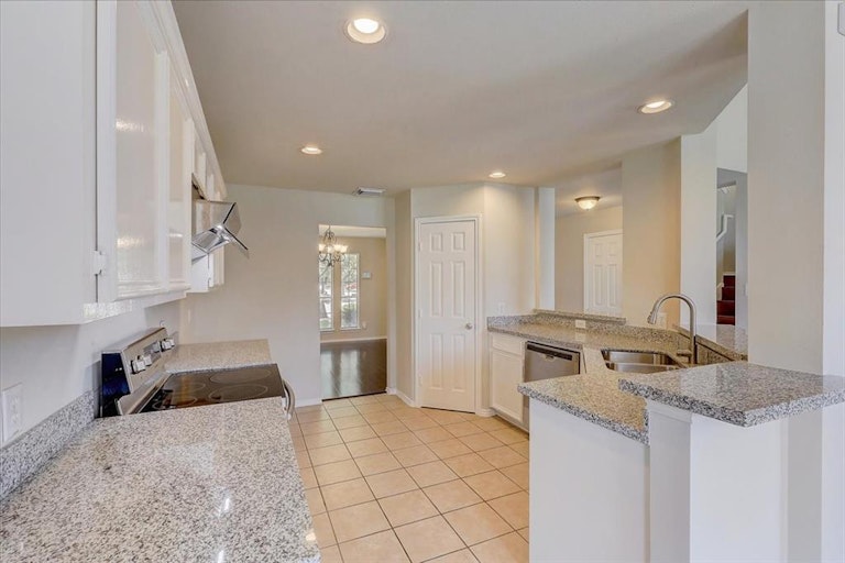 Photo 7 of 27 - 20618 Coleridge Ln, Richmond, TX 77407